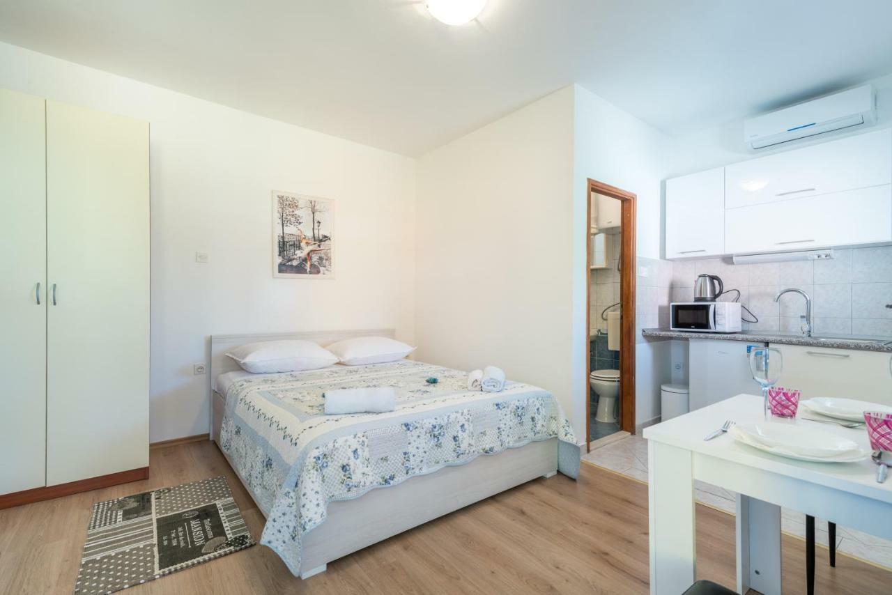 טרוגיר Studio Apartment Coce מראה חיצוני תמונה